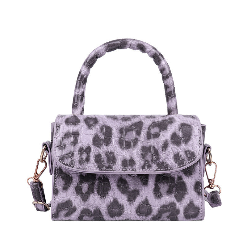 Mia Simple Baguette Bag